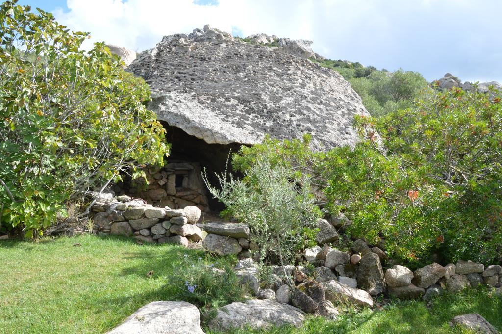 Agriturismo Cabu Abbas Villa ออลเบีย ภายนอก รูปภาพ